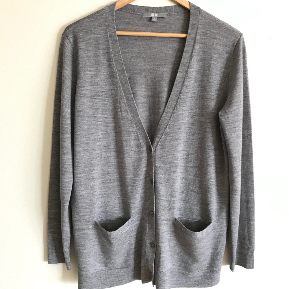 Uniqlo Extra Fine Merino Wool Gray Cardigan Sweater Sz S